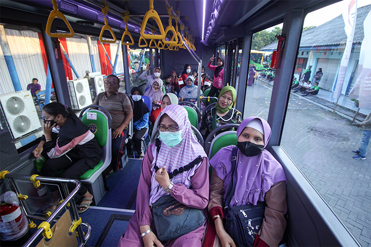 Peluncuran Bus TransJatim Koridor 1